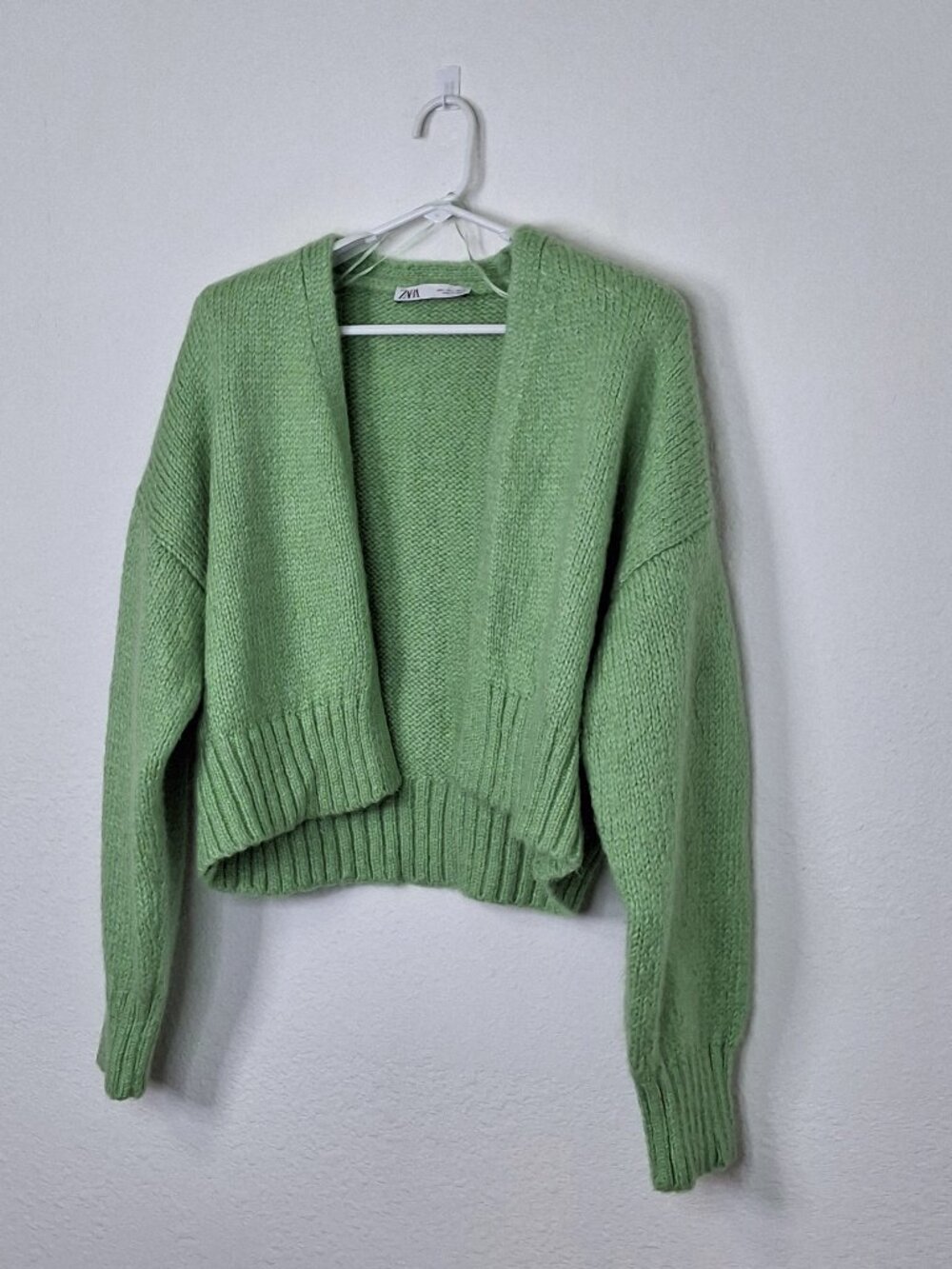 Zara Cardigan Sweater Sz L Crop Open Front Boho Preppy Grandmacore Green - Picture 2 of 9